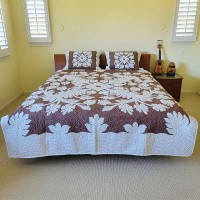 Hwaiian Quilted Bedspread- Twin - Hibiscus Flowers Hwaiian Quilted Bedspread- Twin - Hibiscus Flowers