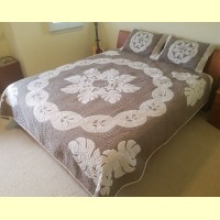 Hawaiian Bedspread-Lei Hawaiian Bedspread-Lei
